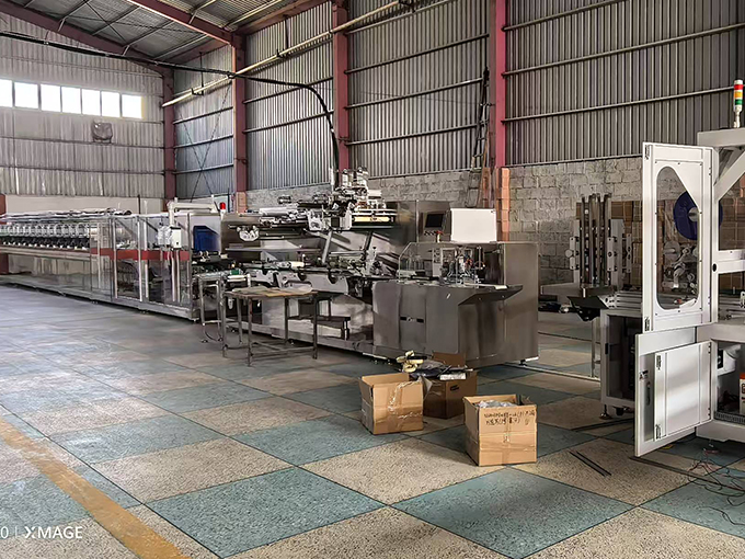 阿富汗16道濕巾機安裝現(xiàn)場